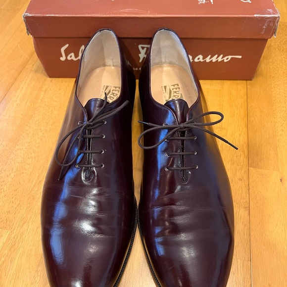Ferragamo dress shoes Oxford plain-toe. Style: Andrea. - Picture 2 of 6